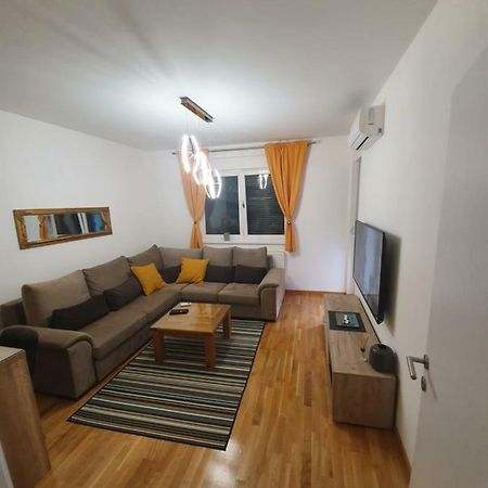 Apartman Lux Добой Екстер'єр фото